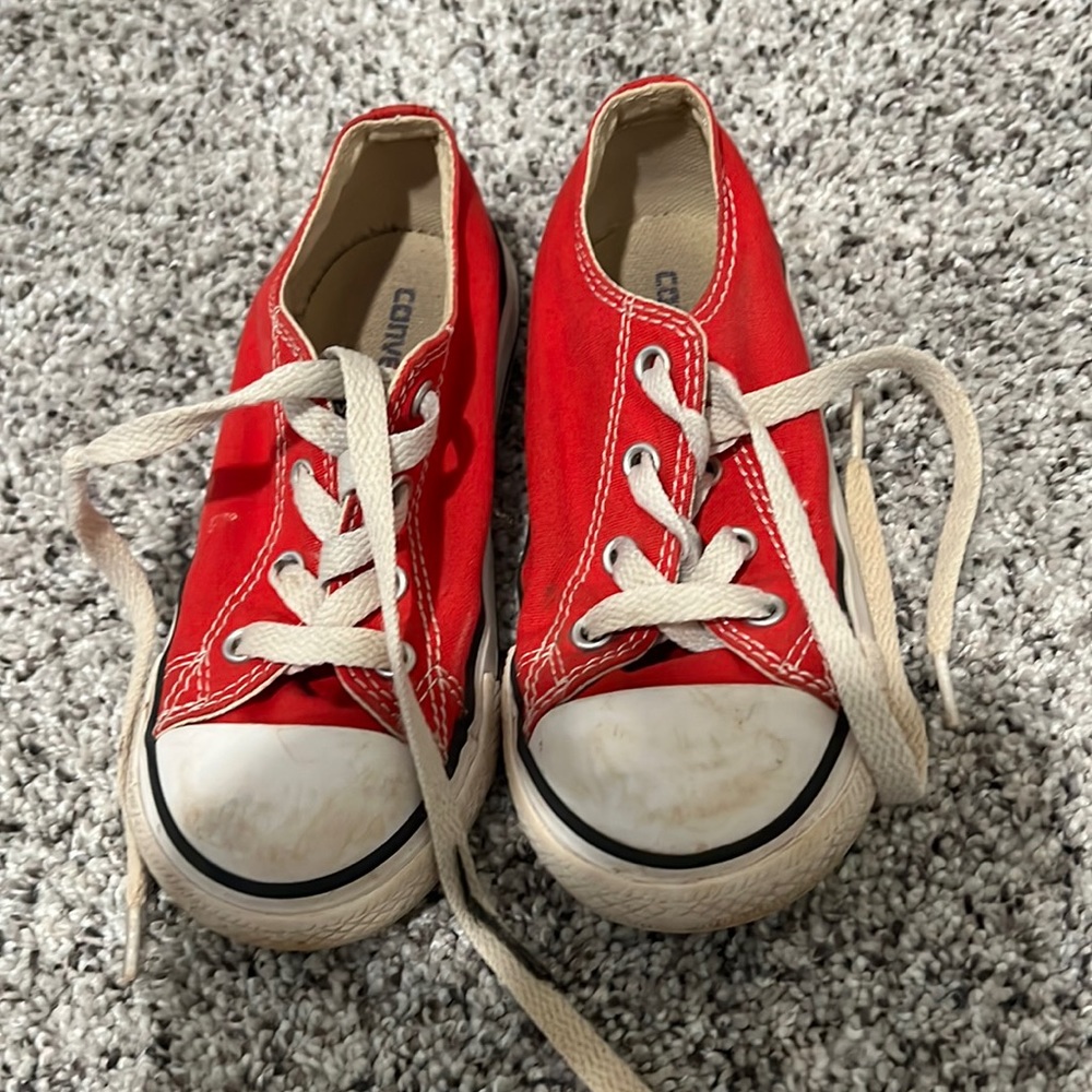 Red converse